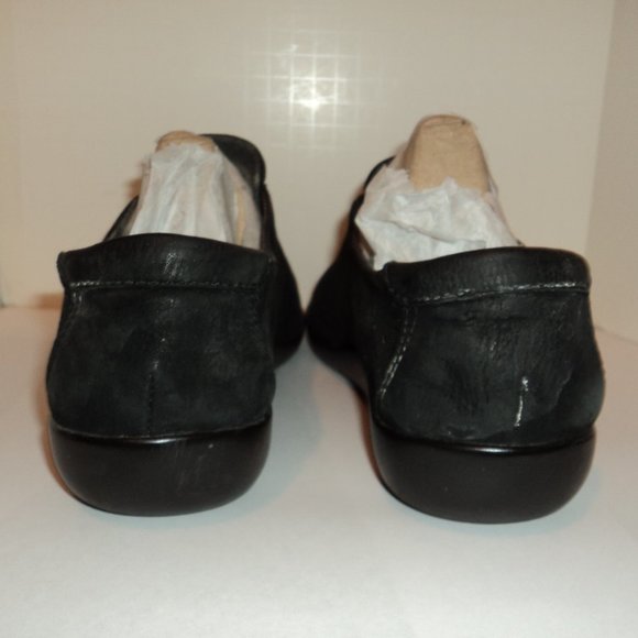 Clarks Women's Size 11 Shoes Loafers Black Suede Slip On - Picture 8 of 10